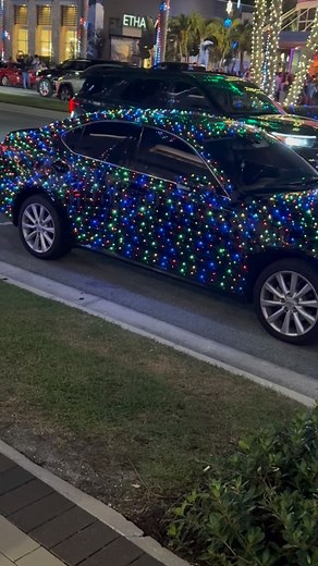 Add lights to your car with our 12 V lights - Shop now: https://www.christmas-light-source.com/collections/12-volt-led-lights-c-253 #paradeoflights #12voltlights #christmascar | Christmas Light Source