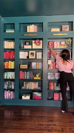 If only it were this easy 😅 full library tour coming soon! #booktok #bookshelf #library #librarytiktok #romancebooktok