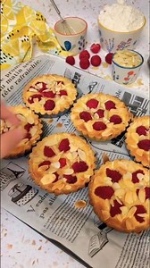 Raspberry and Almond tarts #food #recipe #thebakefeed #baking #foodiefavorites #eggfreebaking