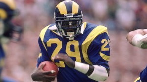 'A Football Life': Eric Dickerson chases O.J. Simpson's record