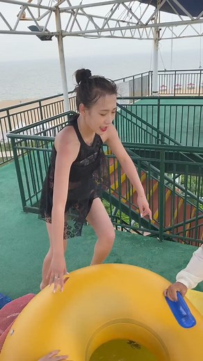 16K views · 77 reactions | Zooming down the water slide, summer thrills ahead . . #SplashAdventure #funslide #WaterparkThrills #SummerSliding #waterworld #waterpark | Genius Hub | Facebook