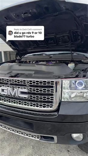 Replying to @Zack Call it’s the 9 blade and it’s possibly the loudest turbo ✈️