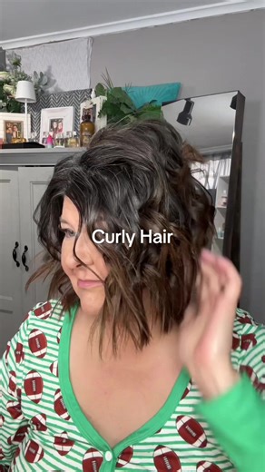 Curly Bob Hairstyle Tips and Styling Tutorial