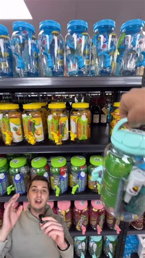 🍸 Cocktail Jar Kits — the easiest way to mix drinks at home! These transparent jars come pre-filled with everything you need: 🥃 spirits 🍊 dried fruits 🍯 flavors & mixers Just add your favorite drink, shake, and enjoy. Perfect for house parties, picnics, and gifts — people love the convenience! 🔥 Simple idea high demand = great profit margins Credits @ ➡️ Follow @grabthatidea for more creative & profitable business ideas! #BusinessIdeas #CocktailBusiness #PartyIdeas #SideHustle #SmallBusines