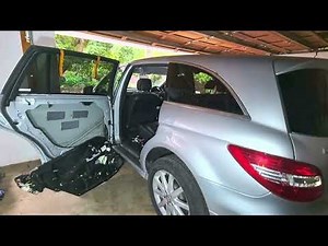 Mercedes R class W251 V251 door panel and window removal