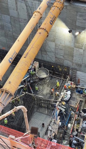 121K views · 1.7K reactions | Oct 4, 2025: Concrete Pouring at The Hudson Tunnel Project Construction, NYC Side. The project: “The construction of a new two-track heavy rail tunnel along the Northeast Corridor from the Bergen Palisades in New Jersey to Manhattan that will directly serve Penn Station New York”. #HudsonTunnel #Amtrak #NJTransit #NYCSubway #NYC #MTA #NewYorkCitySubway #LIRR #SubwayTrain #NewYork #NewYorkCity | NYC Subway Life | Facebook