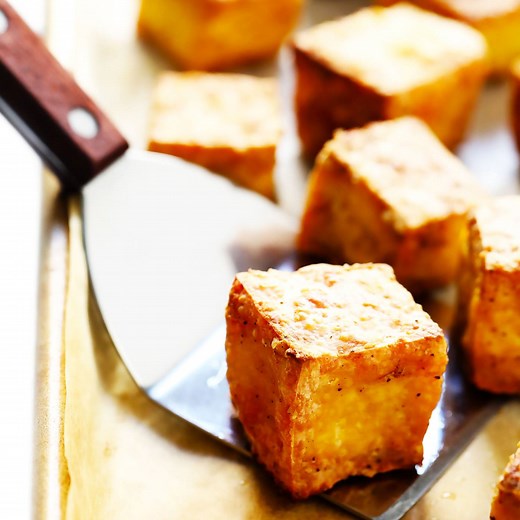My favorite way to make crispy tofu -- it's sooo easy! RECIPE: https://www.gimmesomeoven.com/baked-tofu/ | Gimme Some Oven