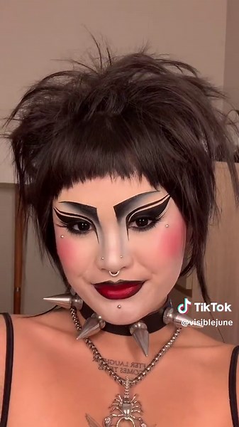 trying a trad-goth look inspired by 80’s-90’s trad-goth 🖤 i’m in luv with the final look tbh!! #makeuptok #alttiktok #alt #makeuptutorial #tradgoth #tradgothmakeup #makeuptutorial #greenscreensticker