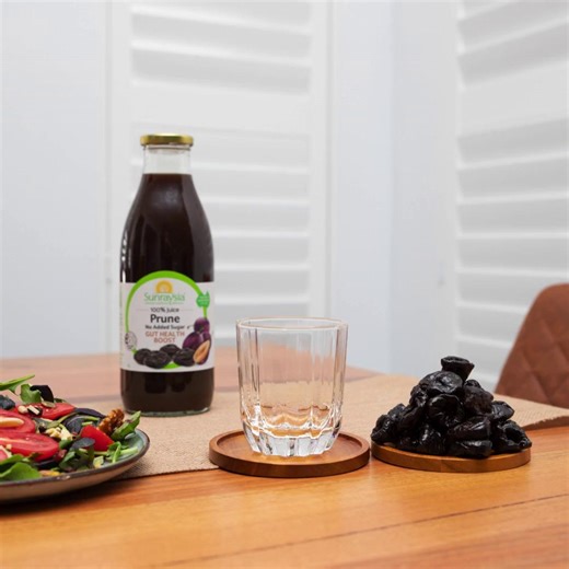 💜 What’s inside our prune juice? Simple ingredients and natural fibre that support everyday wellness for you and the family. One glass a day keeps the sluggish mornings away. Grab a bottle this week and make it part of your morning reset. Find it at Woolworths, Coles and selected independents. | Sunraysia Australia