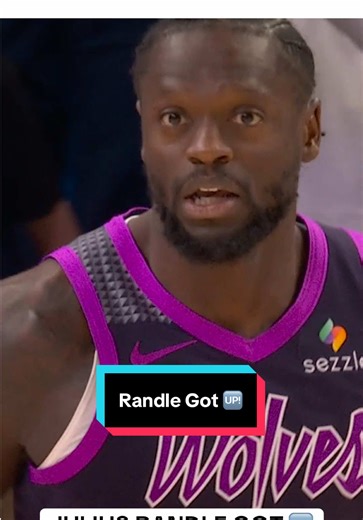 Julius Randle's Incredible Slam Dunk vs Timberwolves
