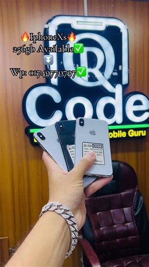 Buy the Latest iPhone XS Now!