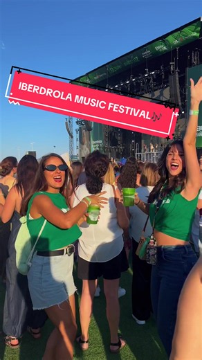 ¡Y nos lo queríamos perder 🤪! 125 años no se cumplen todos los días… 35.000 personas bailando y disfrutando de una noche increíble . 🎶 #125añosluz