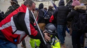 DOJ wants 17 years in prison for ex-NYPD officer who tackled, choked DC cop on Jan. 6