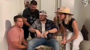 The Two-Finger Challenge – How to Master the Finger Lift