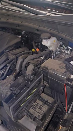 Hyundai Tucson 2024 ( How To Change The Air Filter )