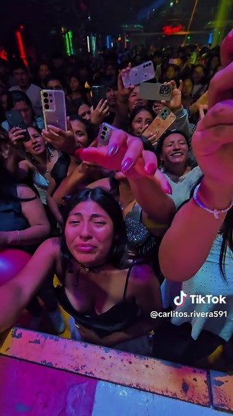 Volver a verte - ARGENTINA 🇦🇷#CarlosriveraylosManiaticosdelSalay🔥 #historiadejoserivera #primicia2026 #carlitosrive #carlosriveraoficial @La Vida de CARLITOS RIVERA ✅️ @𝘼𝙈𝘽𝘼𝙍_producciones @Eddisur Producciones |💡🎥📊✅ @Ariel.mylove❤𓀓𓀝🦯