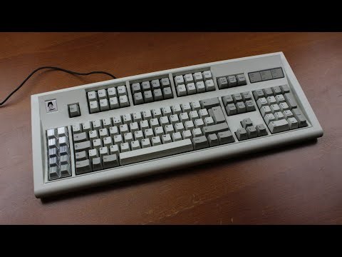 Model F122 "Battleship" Reproduction keyboard review (capacitive bucling springs)