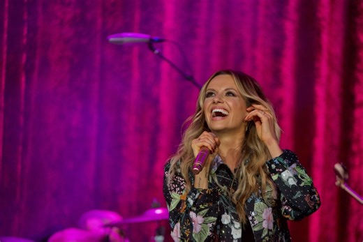 Carly Pearce | WHYY