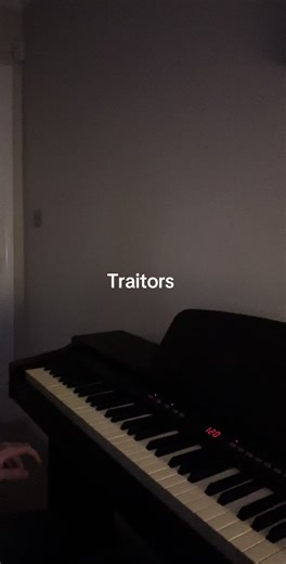 Piano Cover of 'Traitors' – A Musical Challenge