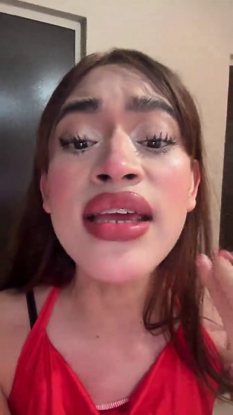 Video de Angela❣️Mamá de Cukiss (@lamamadelacukiss) relacionado con “kenia os flow fest”