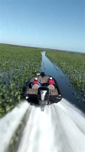 194K views · 765 reactions | Take it from the pro anglers who swear by it – there's no second-guessing with the V6 V MAX SHO. Check it out here: https://bit.ly/3z2A80D | Yamaha Outboards | Facebook