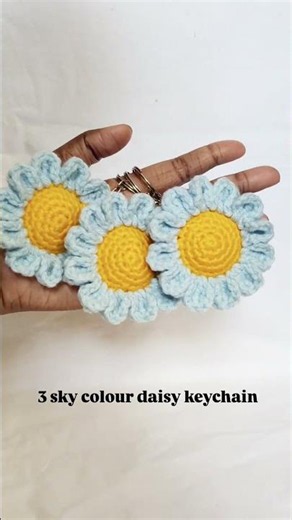 📦 What's inside this crochet bulk order? 👀🌼 #Crochet #DaisyKeychain #Shorts