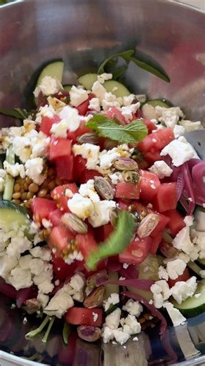 ENSALADA DE LENTEJAS CON SANDÍA Y QUESO FETA 🥗🍉