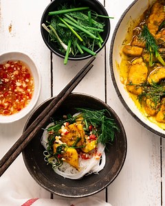 25K views · 1.6K reactions | One of my absolute favourite things to eat! 朗 Get the recipe: https://www.marionskitchen.com/vietnamese-turmeric-dill-fish-cha-ca/ | Marion Cooks Asian Food Classics | Facebook