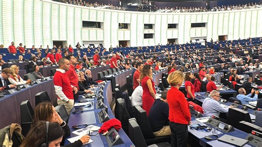 Διαμαρτυρία της Αριστεράς στο Ευρωκοινοβούλιο για τη Γάζα: Η ΕΕ συνένοχη σε εγκλήματα πολέμου - Documento