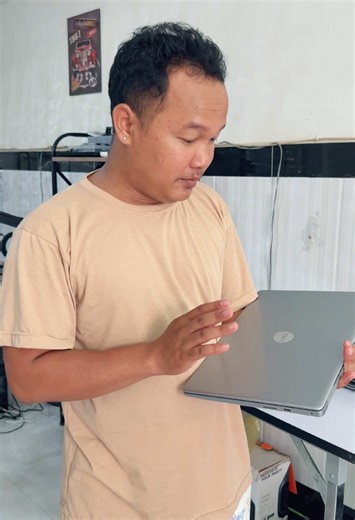 ឡេបធប់ Laptopសម្រាប់រៀន ការងារ ទូទៅ ម៉ូយអាចករកបាននៅ @PUSMEY-Computer #vpro #vprogame #laptop