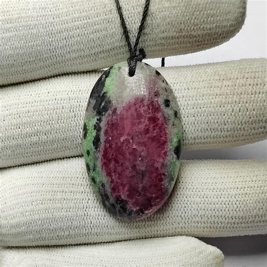 Natural Ruby Zoisite Oval Gemstone Necklace, Healing Handcrafted Pendant (36x23x6 Mm) - Etsy