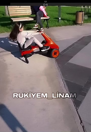 Böcek Korkusu: Lina ve Rukiye'nin Eğlenceli Anları