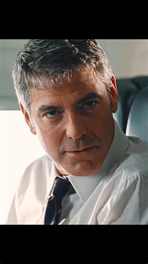 Up in the Air (2009) ✈️🌊 "We're Here to Make Purgatory Bearable