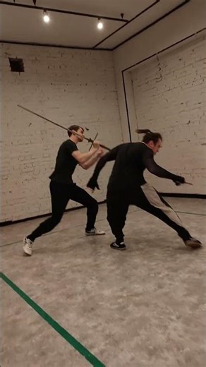 Longsword stunt combat | ‪@BrotherhoodofSwords‬