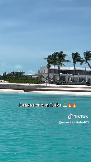 Drake's Luxurious House in Turks and Caicos