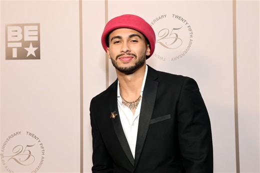 ‘It was just exhilarating’: Sacramento native and ‘Beauty in Black’ star Xavier Smalls returns for Oak Park Black Film Festival