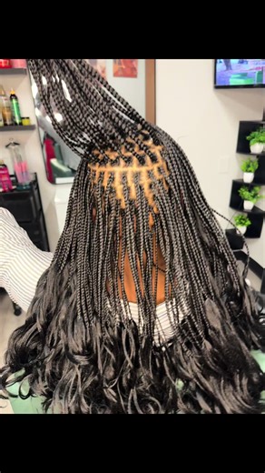 French Curl Box Braids transformation from start to finish ✨ Soft curls neat knotless parts = the perfect protective style. If you’re looking for French curl braids in Maryland, this look is lightweight, full, and luxury. 💕 #frenchcurlbraids #boxbraidswithcurls #marylandbraider #lanhambraider #braidtok