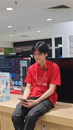 🚨 IT’S NOT OVER YET! 🚨 Missed out before? No worries! We extended it. The senQ Suria Sabah Stock Clearance is BACK for 2 days only! 🔥 🗓 30 & 31 December 📍 senQ Suria Sabah Still going strong with: 💰 100% S-Coin Cashback* 🛡️ Free Extra 1-Year Warranty* 💳 0% Interest up to 60 Months* More rewards. More reasons. But once this ends… it really ends. 🔎 Learn more: https://discover.senq.com.my/outlet-activities 📍 Locate us: https://discover.senq.com.my/find-nearest-store *T&Cs apply. #senQMY