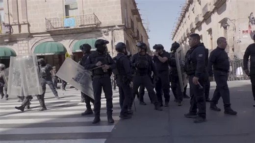 Protests erupt after assassination of Mexican mayor Carlos Manzo