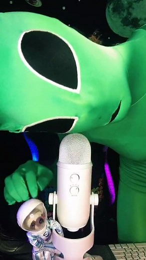 Chaotic ASMR Alien Sounds for a Unique Experience