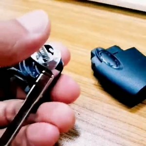 Ford 3 buttons folding key shell installation video