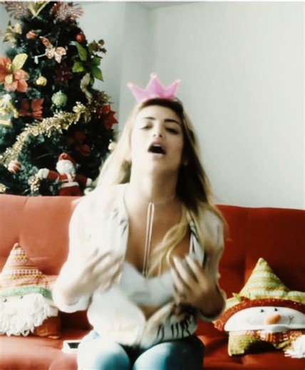 Feliz Año Nuevo con Monie Gil y Kim Zuluaga