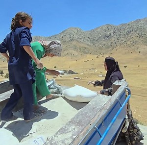 217K views · 6K reactions | The plaster factory's cave the grandmother's and the two orphans' accomplishment in purchasing plaster part24 | Preston Walton | Facebook