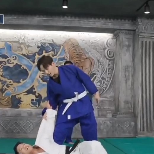Adorable Baby Twins Moments with Kwon Twins