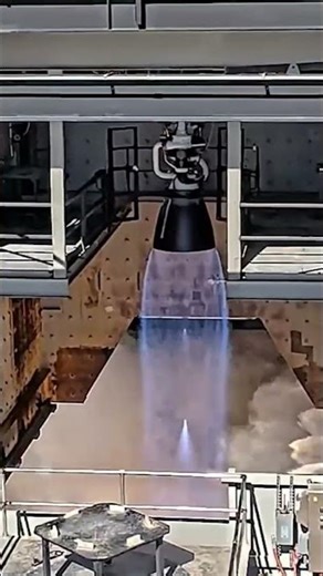 Raptor 3 Engine Burn During Starship V3 Ascent Validation Test – December 3, 2025.