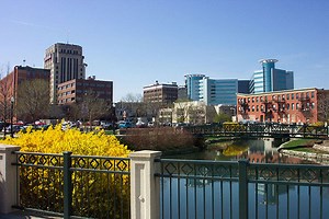 Windows, Roofing & Baths in Kalamazoo, MI | 1-800-HANSONS