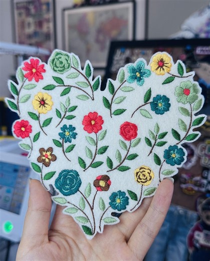 Romantic Multicolor Flower Heart Patch - Bright Garden Floral Heart With Vines, Handmade Embroidered Sew/iron on Bad - Etsy