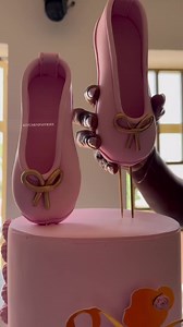 Ballerina birthday cake for a beautiful girl.. #kitchenpastries #enugu #cakesinenugu | Kitchen Pastries