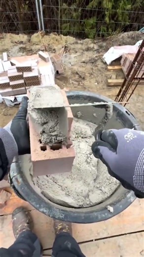 the process of laying bricks in construction