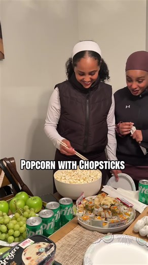 Creative Ways to Eat Popcorn: Using Chopsticks